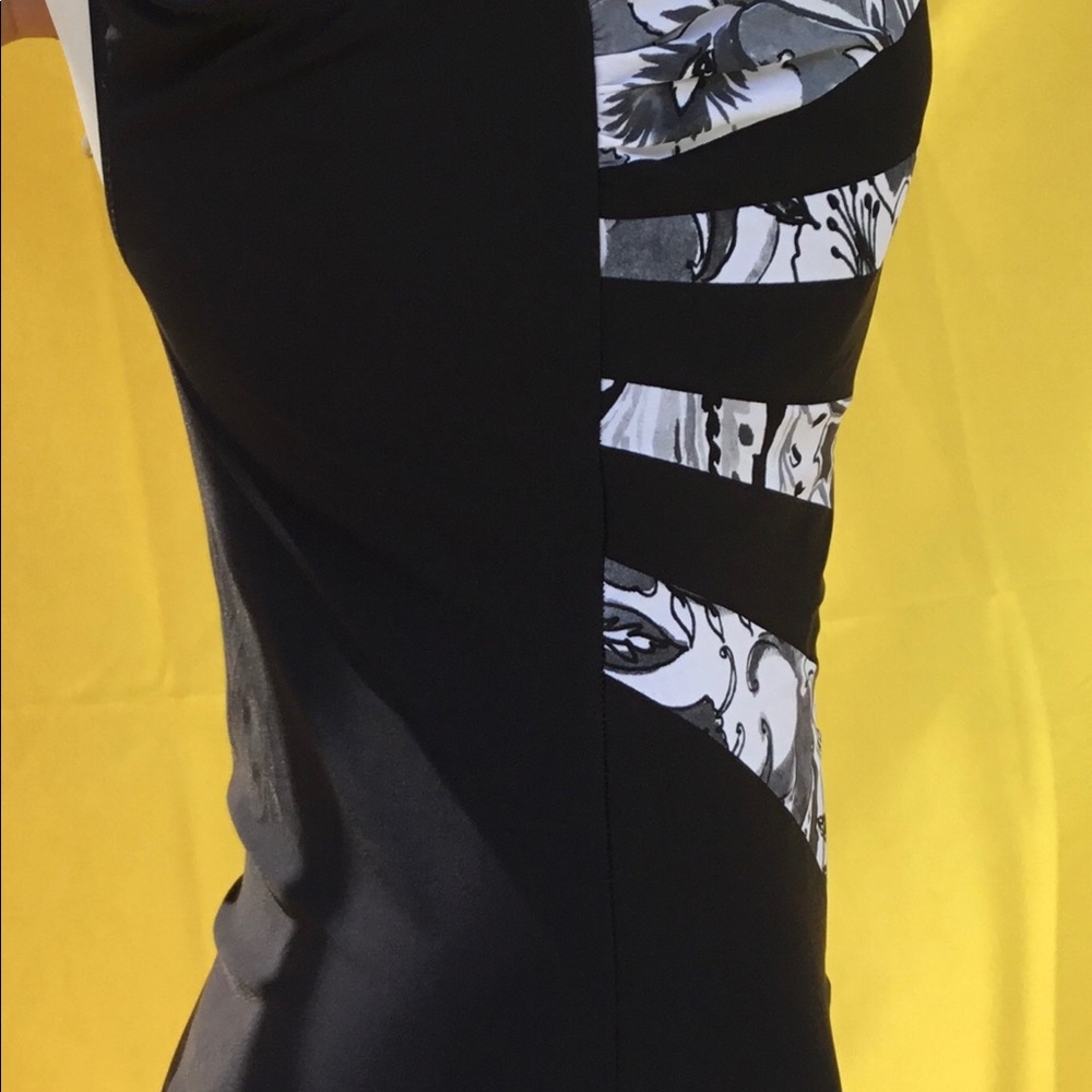 Bathing Suit - Picture 3 of 6